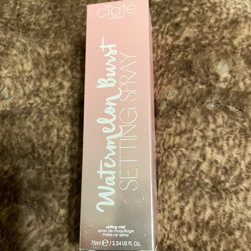 NWOT Ciate London Setting Spray